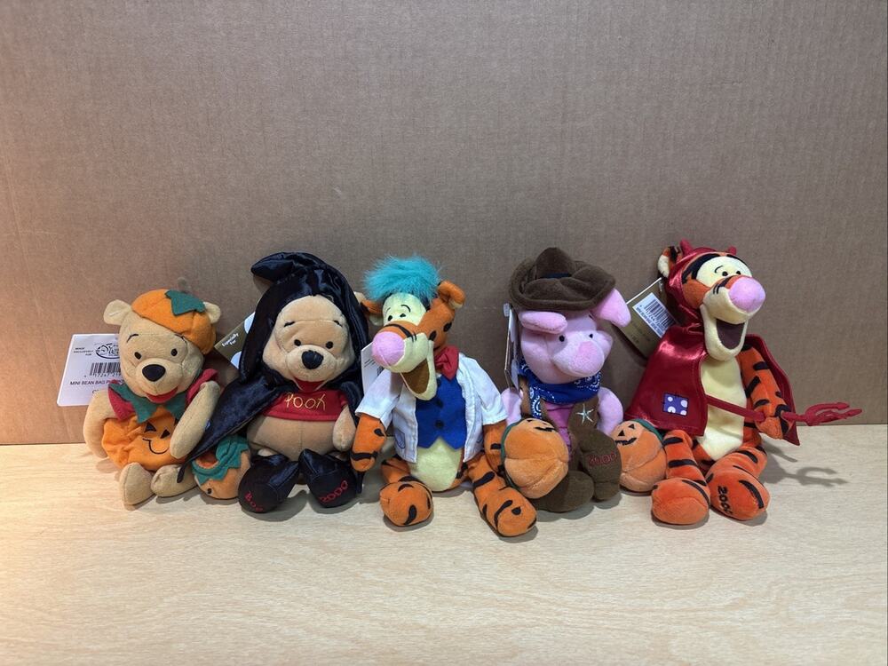The Disney Store Winnie The Pooh Tigger Piglet Halloween Bean Bag Plush Set Of 5